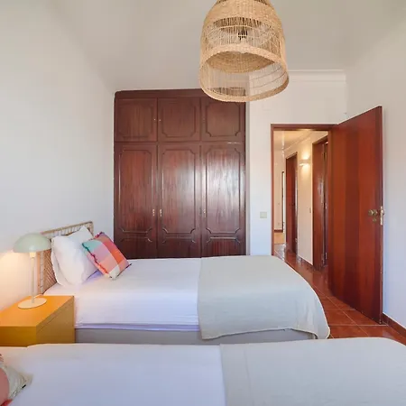 Ocean Balcony, 10m Walk To Beach, By Timecooler