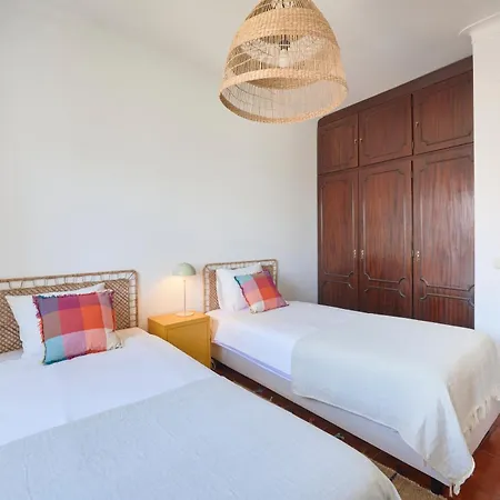 Ocean Balcony, 10m Walk To Beach, By Timecooler *