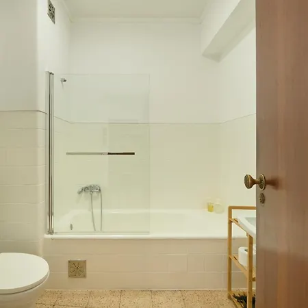 Ocean Balcony, 10m Walk To Beach, By Timecooler * سيتوبال