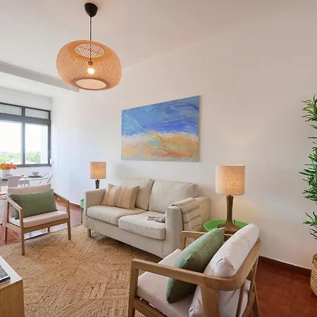 Ocean Balcony, 10m Walk To Beach, By Timecooler *