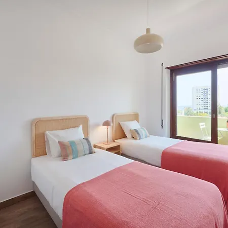 Ocean Balcony, 10m Walk To Beach, By Timecooler Apartamento *